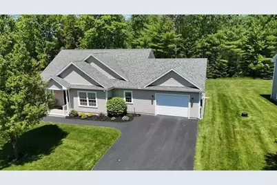 7 Cortland Way, Lewiston, ME 04240 - Photo 1