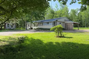 199 Dunn Rd, Dexter, ME 04930 - Photo 1