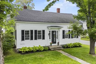23 Portland St, Yarmouth, ME 04096 - Photo 1