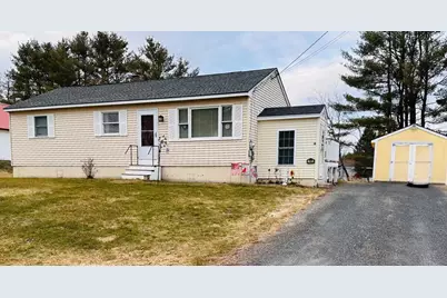12 Somerset Avenue, Fairfield, ME 04937 - Photo 1