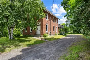 987 Main St, Vassalboro, ME 04989 - Photo 1