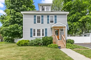 13 Hicks St, Portland, ME 04103 - Photo 1