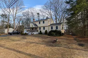 1 Bayberry Ln, Cape Elizabeth, ME 04107 - Photo 1