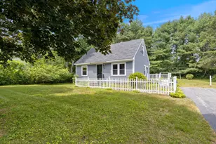 28 Woodside Dr, Kennebunk, ME 04043 - Photo 1