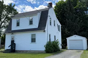 4 Brooklyn Ave, Waterville, ME 04901 - Photo 1