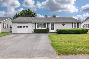 15 Brewster St, Bangor, ME 04401 - Photo 1