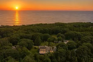 20 Beacon Ln, Cape Elizabeth, ME 04107 - Photo 1
