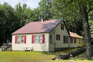 17 Oliver Rd, Greenville, ME 04441 - Photo 1