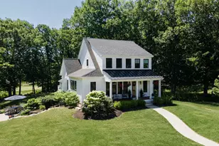 337 Pine Hill Rd, York, ME 03902 - Photo 1