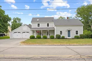 17 Chamberlain Rd, Scarborough, ME 04074 - Photo 1