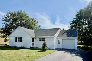 29 Crescent Beach Rd, Owls Head, ME 04854 - Photo 1