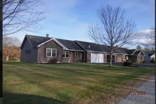 19 Marsh View Dr, Turner, ME 04282 - Photo 1