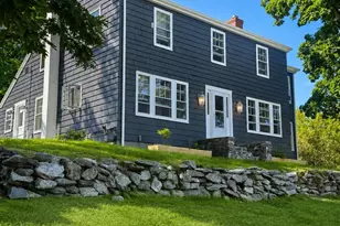 10 Town Landing Rd, Falmouth, ME 04105 - Photo 1