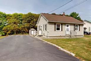 12 Hillcrest St, Gardiner, ME 04345 - Photo 1