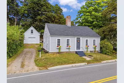 10 Elm Street, Topsham, ME 04086 - Photo 1