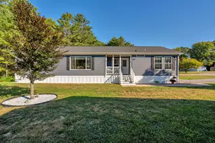 35 Sandalwood Cir, Kittery, ME 03904 - Photo 1
