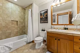 8001 Northstar Dr, Truckee, CA 96161 - Photo 18