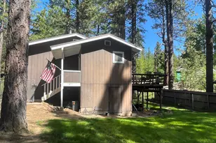302 Mountain View Rd, Calpine, CA 96124 - Photo 4