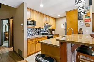 1001 Commonwealth Dr, Kings Beach, WA 98143 - Photo 2