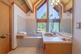 15009 Skislope Way, Truckee, CA 96161 - Photo 10
