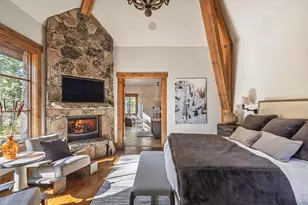 8186 Valhalla Dr, Truckee, CA 96161 - Photo 14