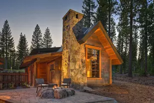 8186 Valhalla Dr, Truckee, CA 96161 - Photo 2