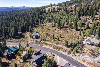 13038 Skislope Way, Truckee, CA 96161 - Photo 12