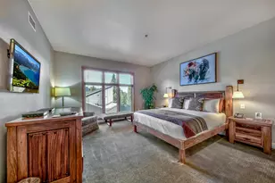 2100 N Village Dr, Truckee, CA 96161 - Photo 12
