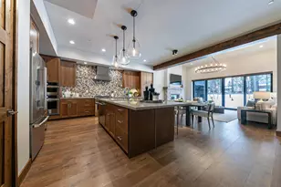 10232 Modane Pl, Truckee, CA 96161 - Photo 4