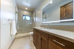 10232 Modane Pl, Truckee, CA 96161 - Photo 18