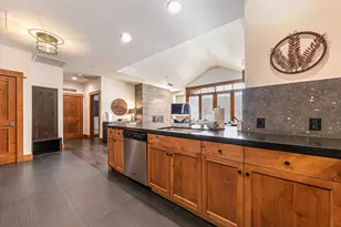 3001 Northstar Dr, Truckee, CA 96161 - Photo 12