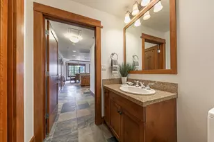 4001 Northstar Dr, Truckee, CA 96161 - Photo 16