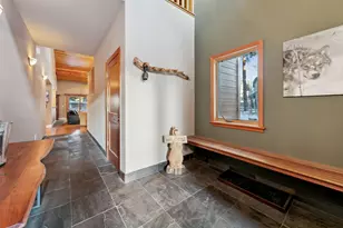 11898 Hope Ct, Truckee, CA 96161 - Photo 4