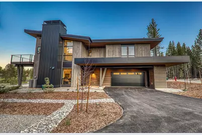 10117 Jakes Way, Truckee, CA 96161 - Photo 2