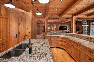 8458 Valhalla Dr, Truckee, CA 96161 - Photo 10