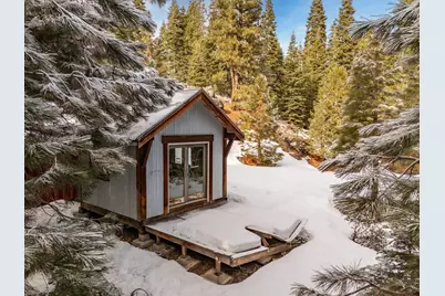 11392 Lockwood Drive, Truckee, CA 96161 - Photo 8