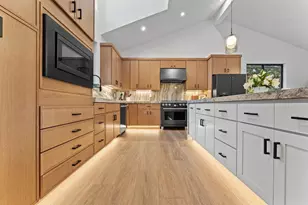 1174 Statford Way, Tahoe Vista, CA 96148 - Photo 8