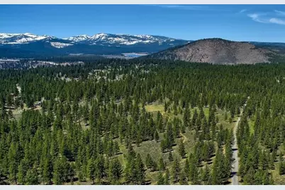 001 Martis Peak Road, Truckee, CA 96161 - Photo 4
