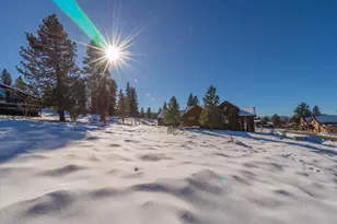 10643 Winchester Ct, Truckee, CA 96161 - Photo 12