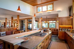 2526 N Summit Pl, Truckee, CA 96161 - Photo 10