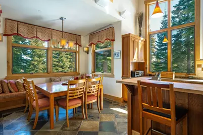 2526 N Summit Place, Truckee, CA 96161 - Photo 12