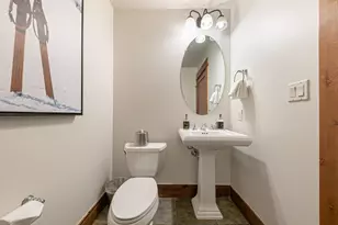 8001 Northstar Dr, Truckee, CA 96161 - Photo 10