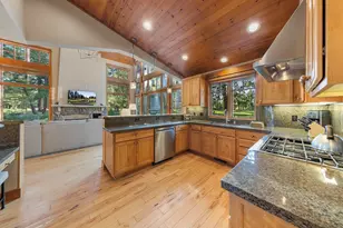 12303 Lookout Loop, Truckee, CA 96161 - Photo 6