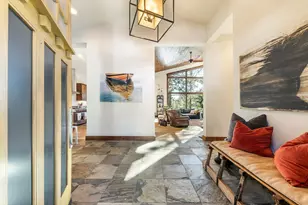 10789 Labelle Ct, Truckee, CA 96161 - Photo 4