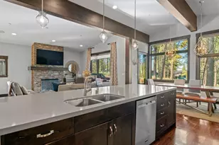 9098 Heartwood Dr, Truckee, CA 96161 - Photo 2