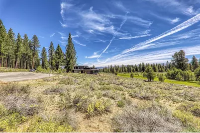 10800 Ghirard Court, Truckee, CA 96161 - Photo 8