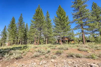 7445 Lahontan Drive, Truckee, CA 96161 - Photo 12