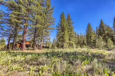 7445 Lahontan Drive, Truckee, CA 96161 - Photo 10