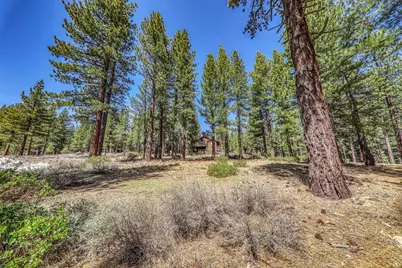10576 Brickell Court, Truckee, CA 96161 - Photo 4