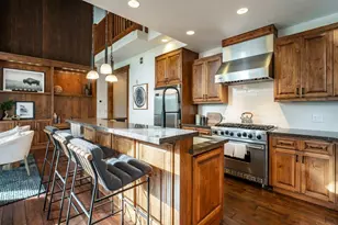 7401 Larkspur Ln, Truckee, CA 96161 - Photo 10